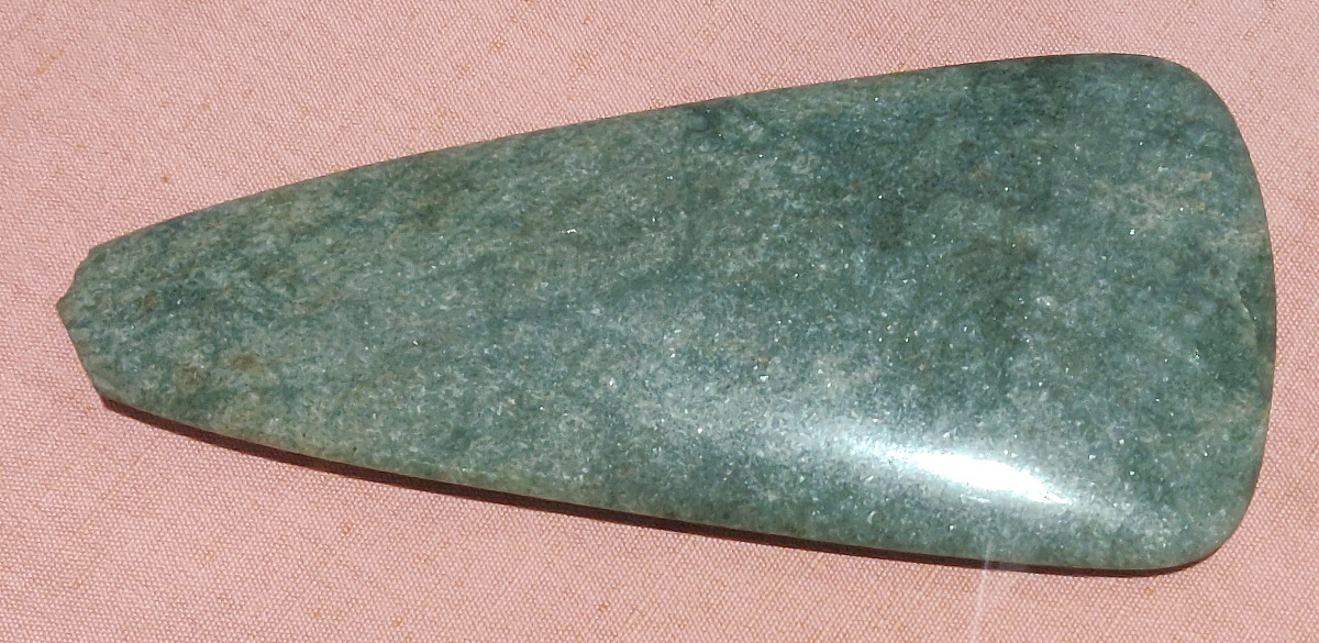 jadeitite tools [271 kb]