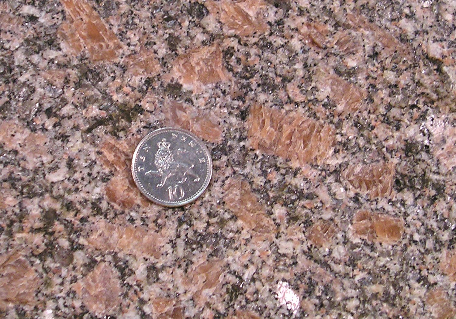 Shap granite [304 kb]