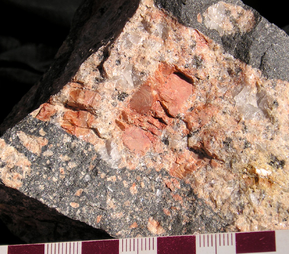 granitic breccia [188 kb]